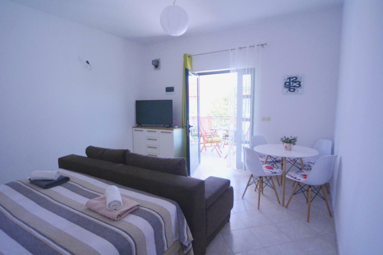 Apartmán Arija Bilice Exteriér fotografie